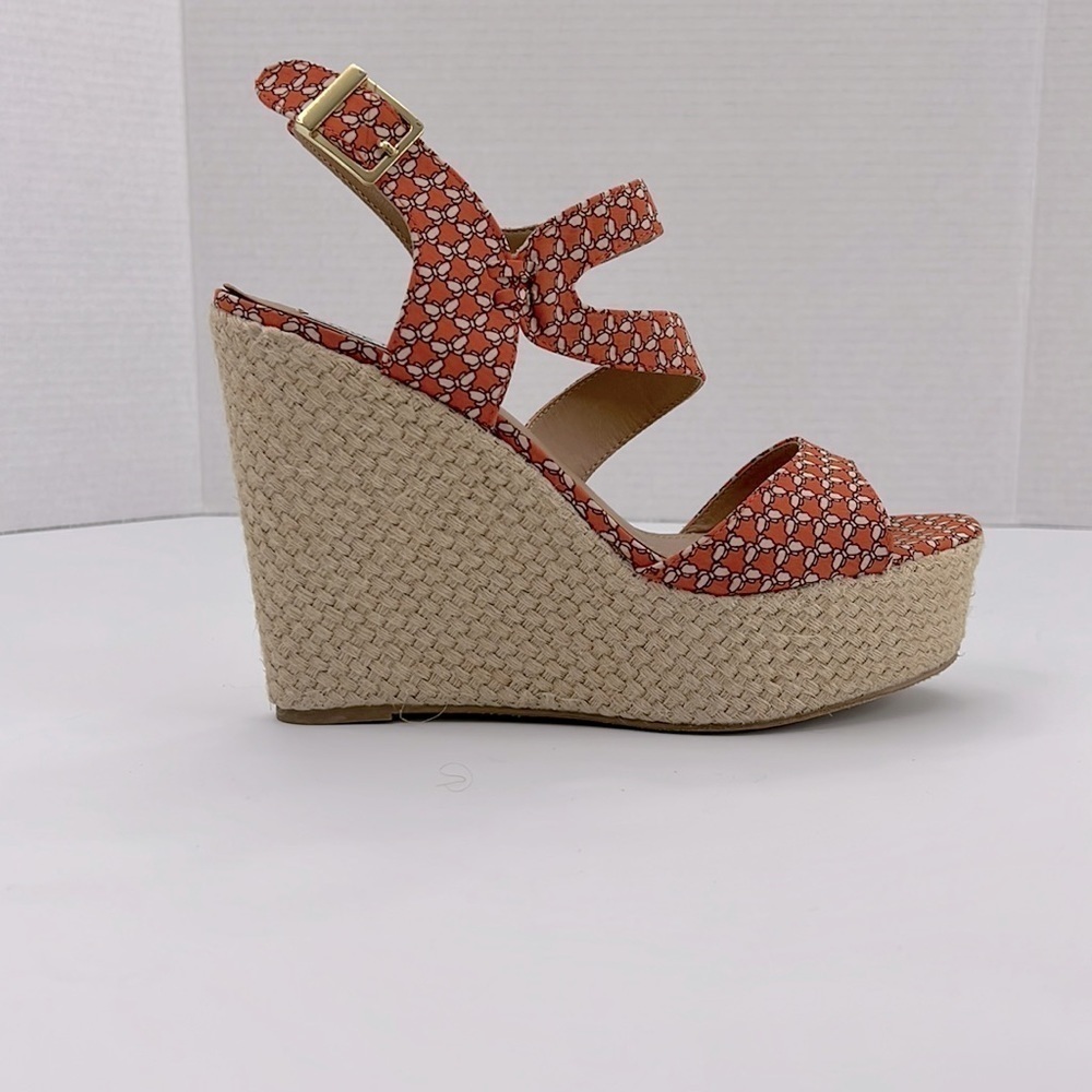 STEVE Maden Jenny wedge shoe size 10 butterfly fabric 5” high